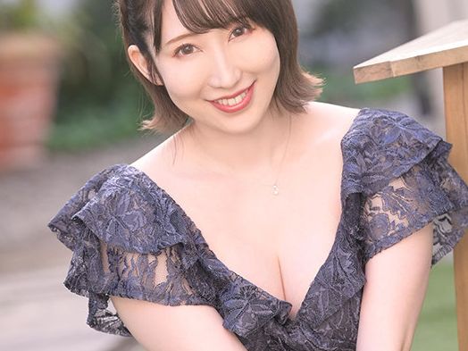 【奥美遥×熟女】乱れる爆乳妻『いっぱい汁がでてきた☆』初不倫で他人の肉棒をねっとりバキュームフェラ♡