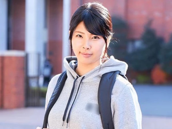 【マジックミラー号】「はぁはぁ♥」徐々に脱ぎ誘惑する女‼そのまま色んな体位で攻められイってしまう‼